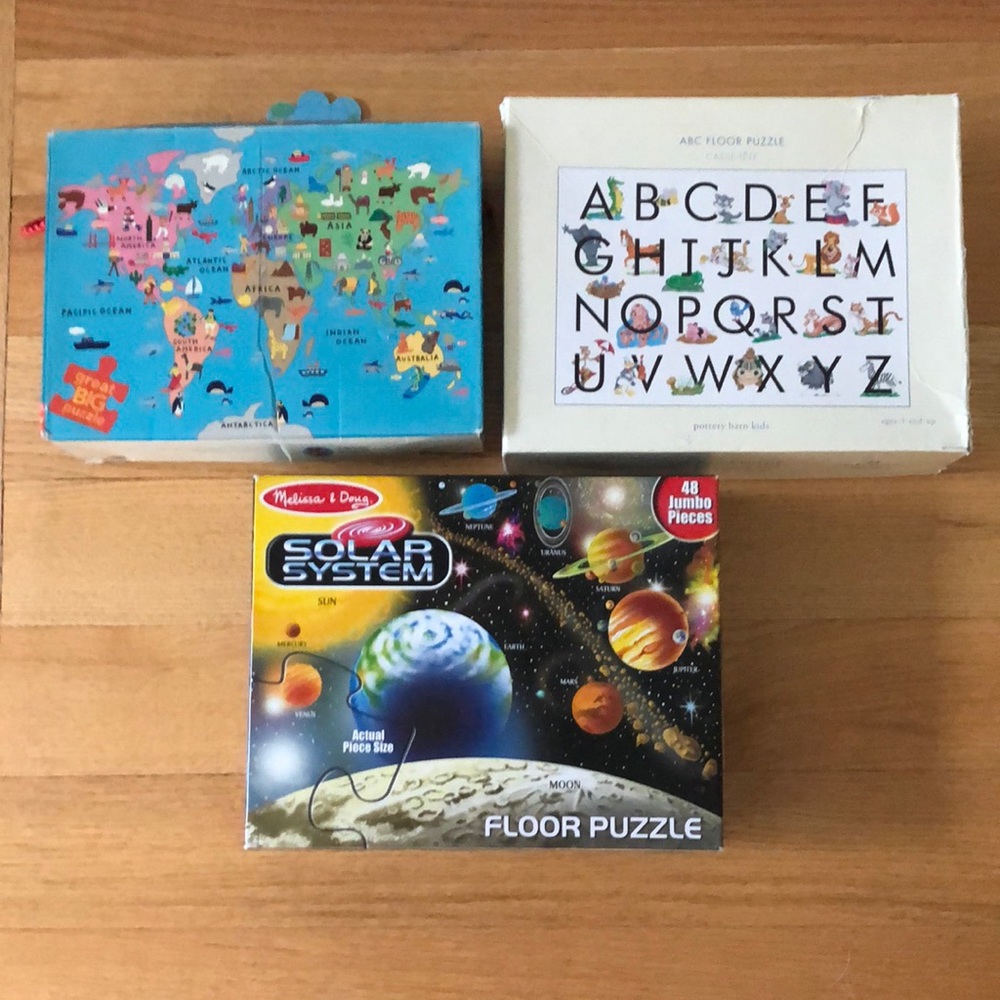 A set of 3 floor puzzles for ages 3+
